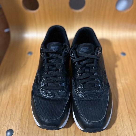 Nike Air  size US women's 8 - Picture 4 of 4